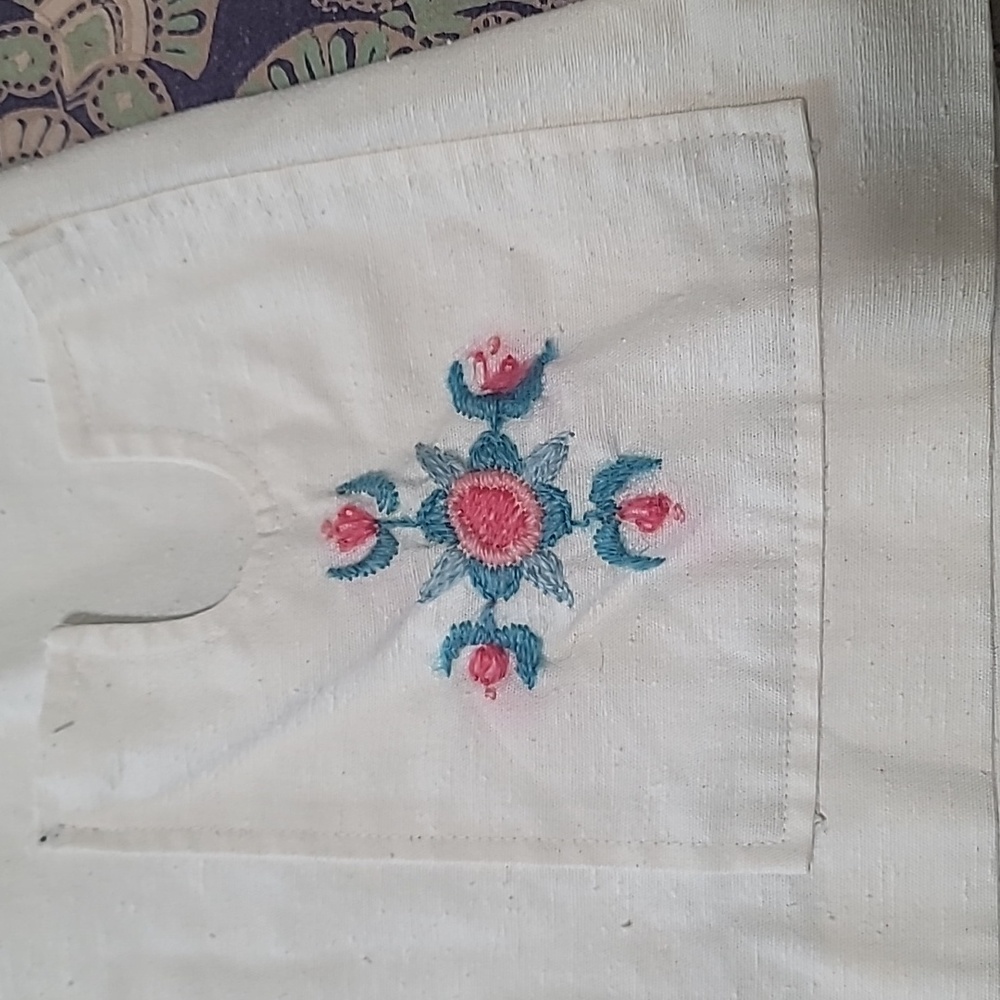 One-of-a-Kind Vintage Hand Embroidered Light Weight Linen Jacket - Picture 3 of 12